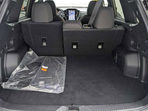 Certified 2025 Subaru Forester Premium AWD/4WD image 28