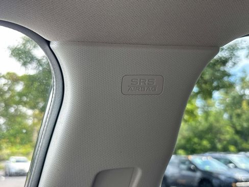 Used 2022 Subaru Forester Premium image 29