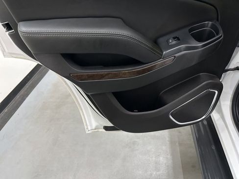 Used 2018 Chevrolet Tahoe LT AWD/4WD image 57