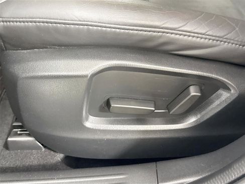 Used 2019 MAZDA CX-5 Touring image 31