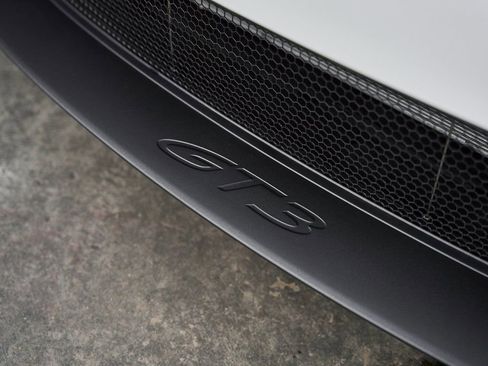 Used 2025 Porsche 911 GT3 w/ Chrono Package image 9