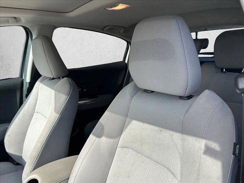 Used 2022 Honda HR-V EX image 17