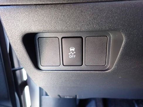 Used 2011 Scion xB FWD image 13