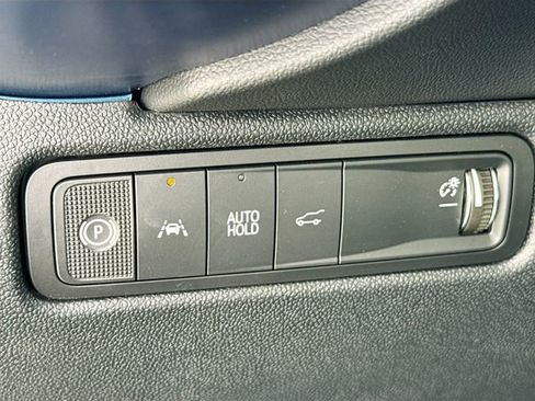 New 2026 Chevrolet Equinox EV LT FWD image 11