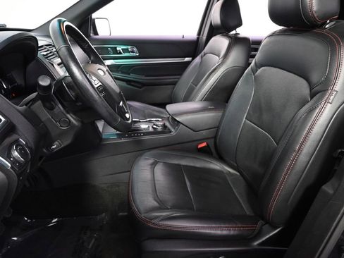 Used 2017 Ford Explorer Sport w/ Equipment Group 401A AWD/4WD image 13