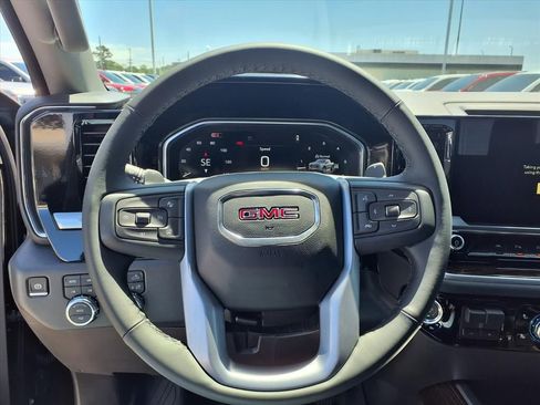 New 2026 GMC Sierra 1500 Elevation image 12