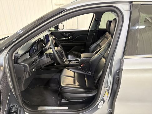 Used 2022 Lincoln Corsair FWD image 10