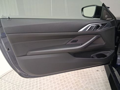 Used 2024 BMW M4 Competition RWD image 19