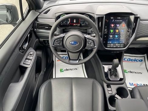 Certified 2025 Subaru Forester Limited image 6