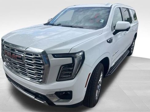 Used 2026 GMC Yukon XL Denali w/ Advanced Technology Package AWD/4WD image 1
