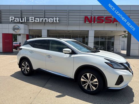Used 2019 Nissan Murano SV w/ Premium Package FWD image 2