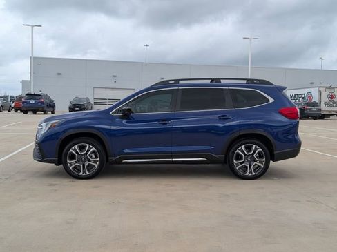 Certified 2026 Subaru Ascent Limited AWD/4WD image 3