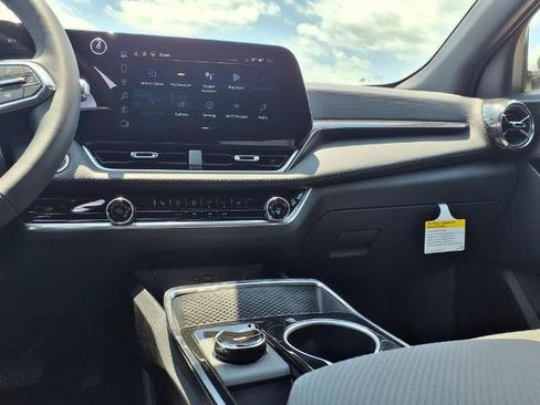 New 2026 Chevrolet Equinox LT w/ Safety and Technology Package AWD/4WD image 20