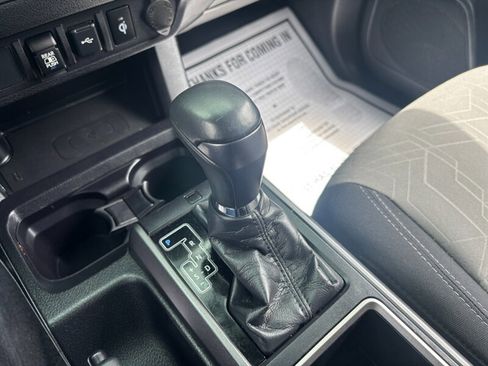 Used 2021 Toyota Tacoma TRD Off-Road AWD/4WD image 27