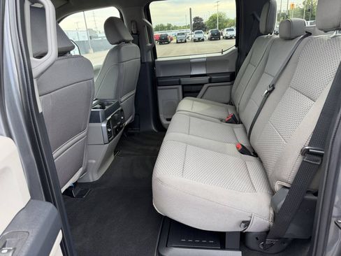 Used 2022 Ford F350 XLT w/ Black Appearance Package AWD/4WD image 21
