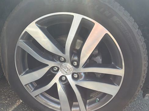 Used 2016 Honda Pilot Touring image 4