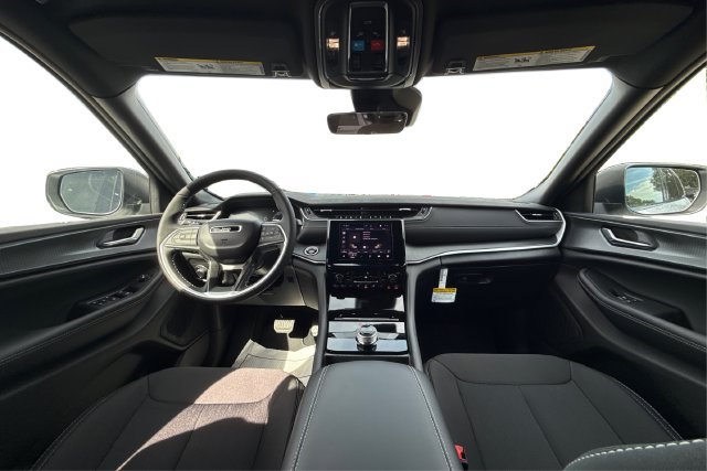 New 2026 Jeep Grand Cherokee Laredo X AWD/4WD image 22