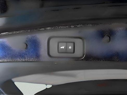 Used 2024 Nissan Pathfinder Platinum w/ Cargo Package image 15