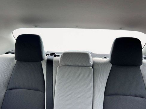Used 2025 Toyota Corolla LE FWD image 15
