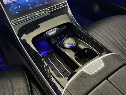 Certified 2023 Mercedes-Benz S 500 4MATIC image 7