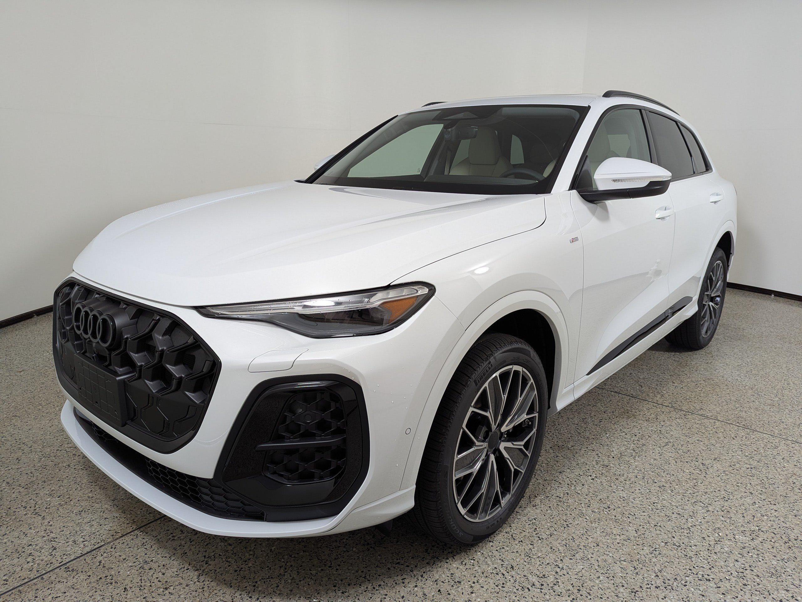 New 2026 Audi Q5 Premium Plus AWD/4WD image 3