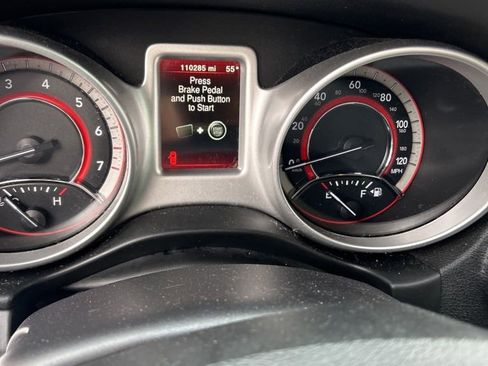 Used 2017 Dodge Journey SXT w/ Comfort/Convenience Group image 8