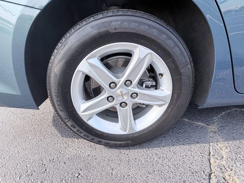 Used 2024 Chevrolet Malibu LT image 32