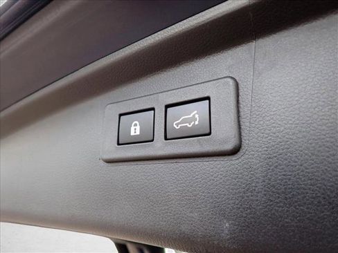 Certified 2024 Subaru Outback Limited image 9