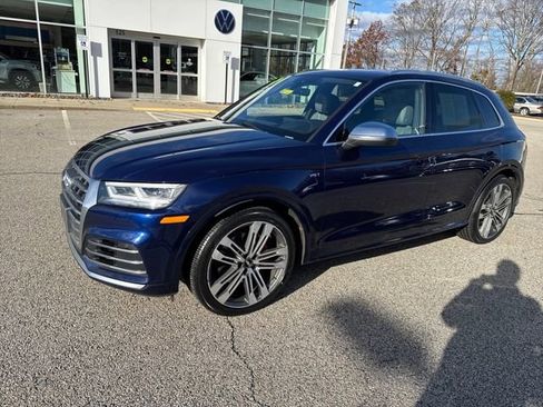 Used 2018 Audi SQ5 Prestige w/ Prestige Package image 3