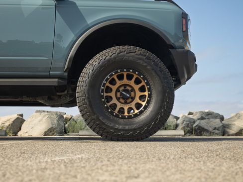 Used 2021 Ford Bronco Big Bend w/ Sasquatch Package AWD/4WD image 15