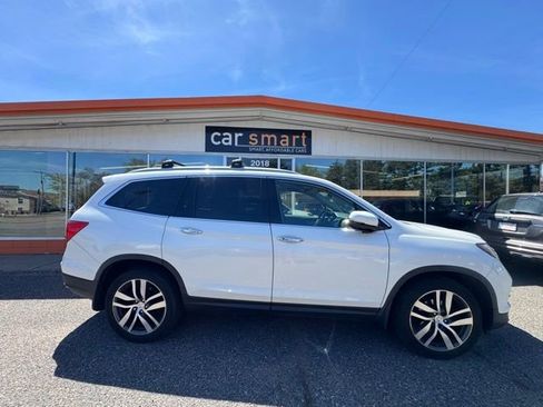 Used 2017 Honda Pilot Elite image 8