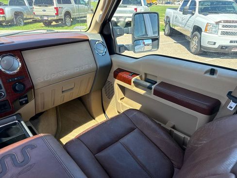 Used 2011 Ford F350 King Ranch w/ King Ranch w/Chrome Pkg AWD/4WD image 27