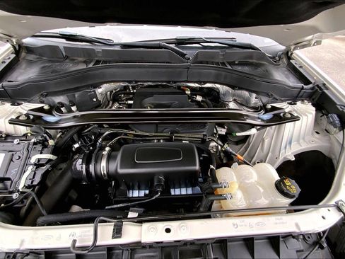 Used 2020 Ford Explorer Limited image 28