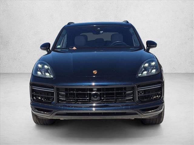 Used 2022 Porsche Cayenne Turbo AWD/4WD image 2