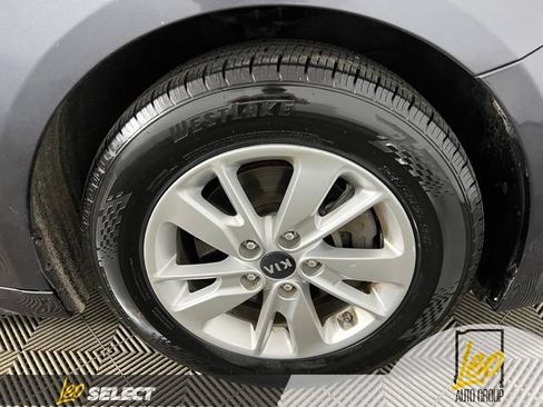 Used 2017 Kia Optima LX FWD image 22