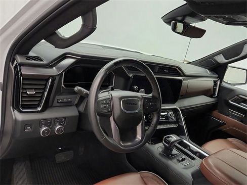 Used 2024 GMC Sierra 1500 Denali Ultimate image 17