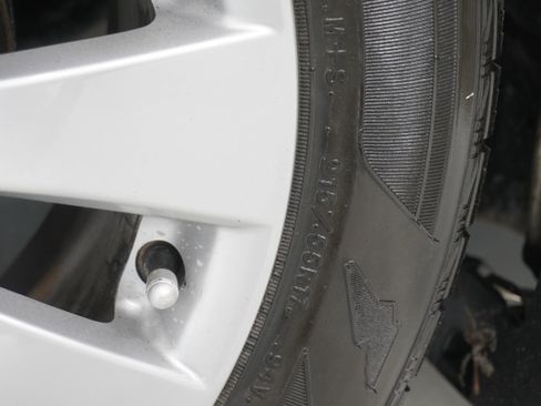 Used 2013 Honda Accord EX-L image 29