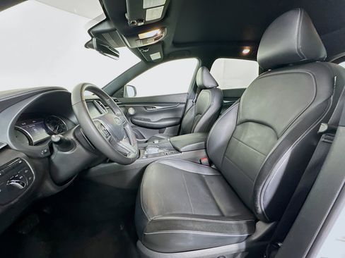 Used 2024 INFINITI QX50 Sport image 13