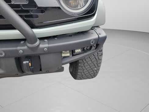 Used 2023 Ford Bronco Wildtrak image 9