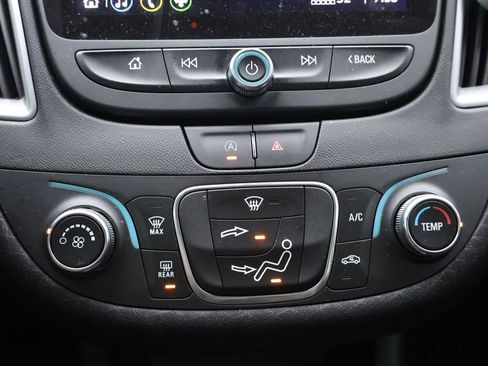 Certified 2025 Chevrolet Malibu RS w/ LPO, Floor Liner Package image 22