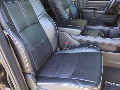 Used 2021 RAM 2500 Limited image 23