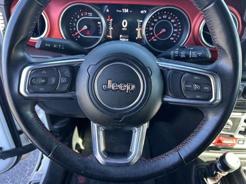 Used 2018 Jeep Wrangler Unlimited Rubicon image 20