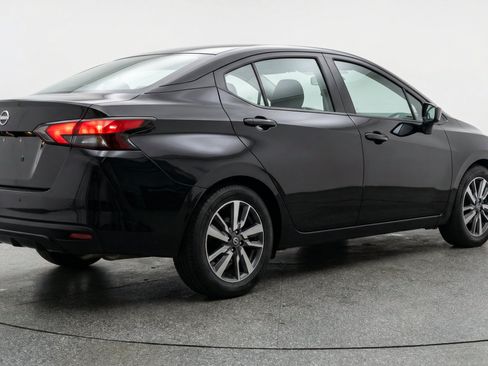 Used 2025 Nissan Versa SV FWD image 9