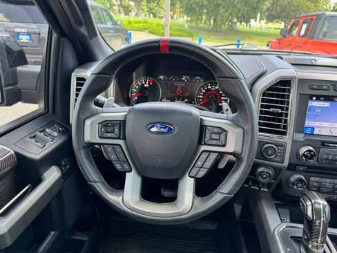 Used 2018 Ford F150 Raptor w/ Equipment Group 802A Luxury AWD/4WD image 14