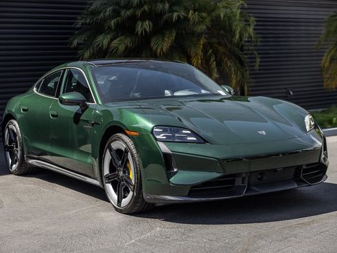 Certified 2025 Porsche Taycan Turbo S image 6