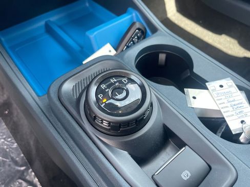 New 2025 Ford Maverick XLT image 10