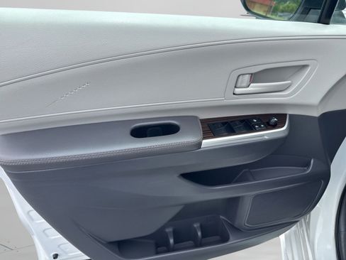 Used 2023 Toyota Sienna LE FWD image 21