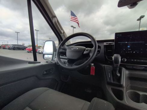 Used 2024 Ford Transit 350 XLT AWD/4WD image 7