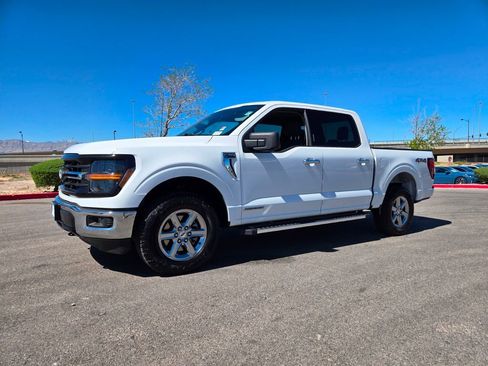 Used 2024 Ford F150 XLT AWD/4WD image 2
