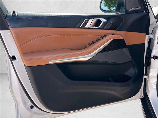 Certified 2024 BMW X5 sDrive40i w/ Premium Package RWD image 17